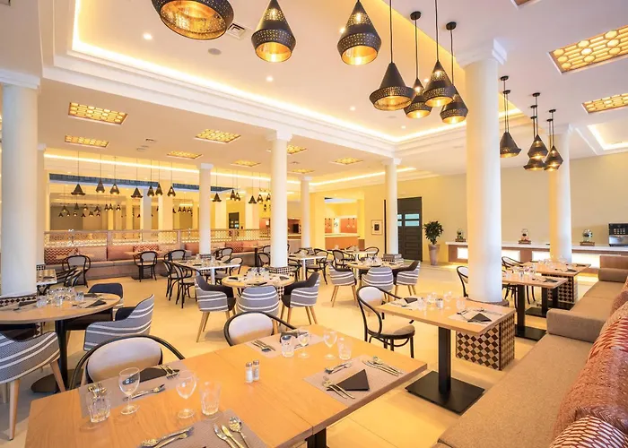 Hotel familiar: Sol Oasis Marrakech